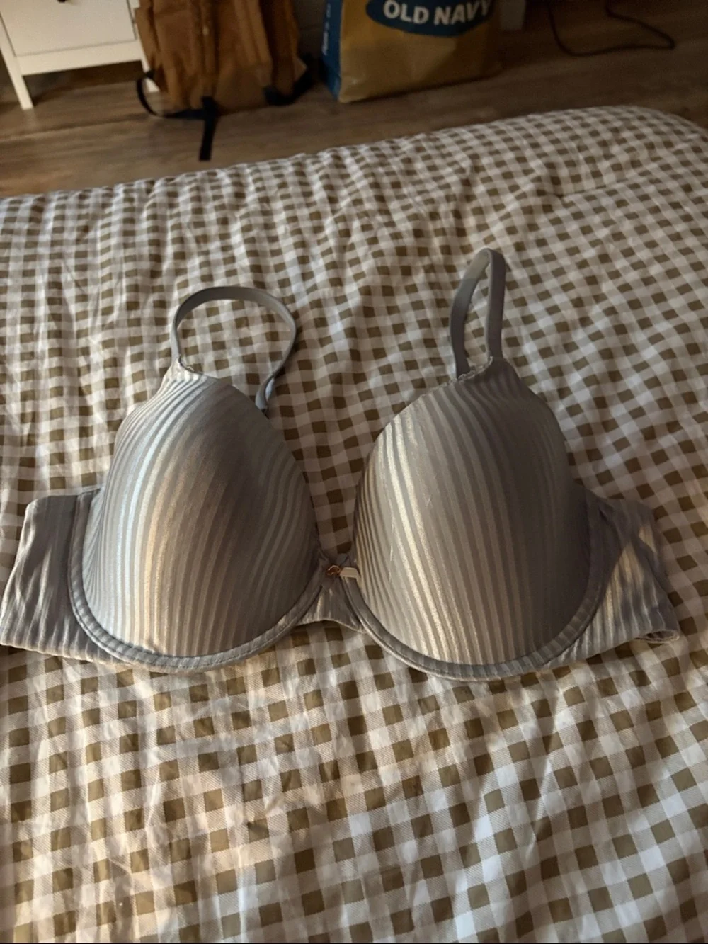 Victoria Secret Bra - Picture 1 of 4